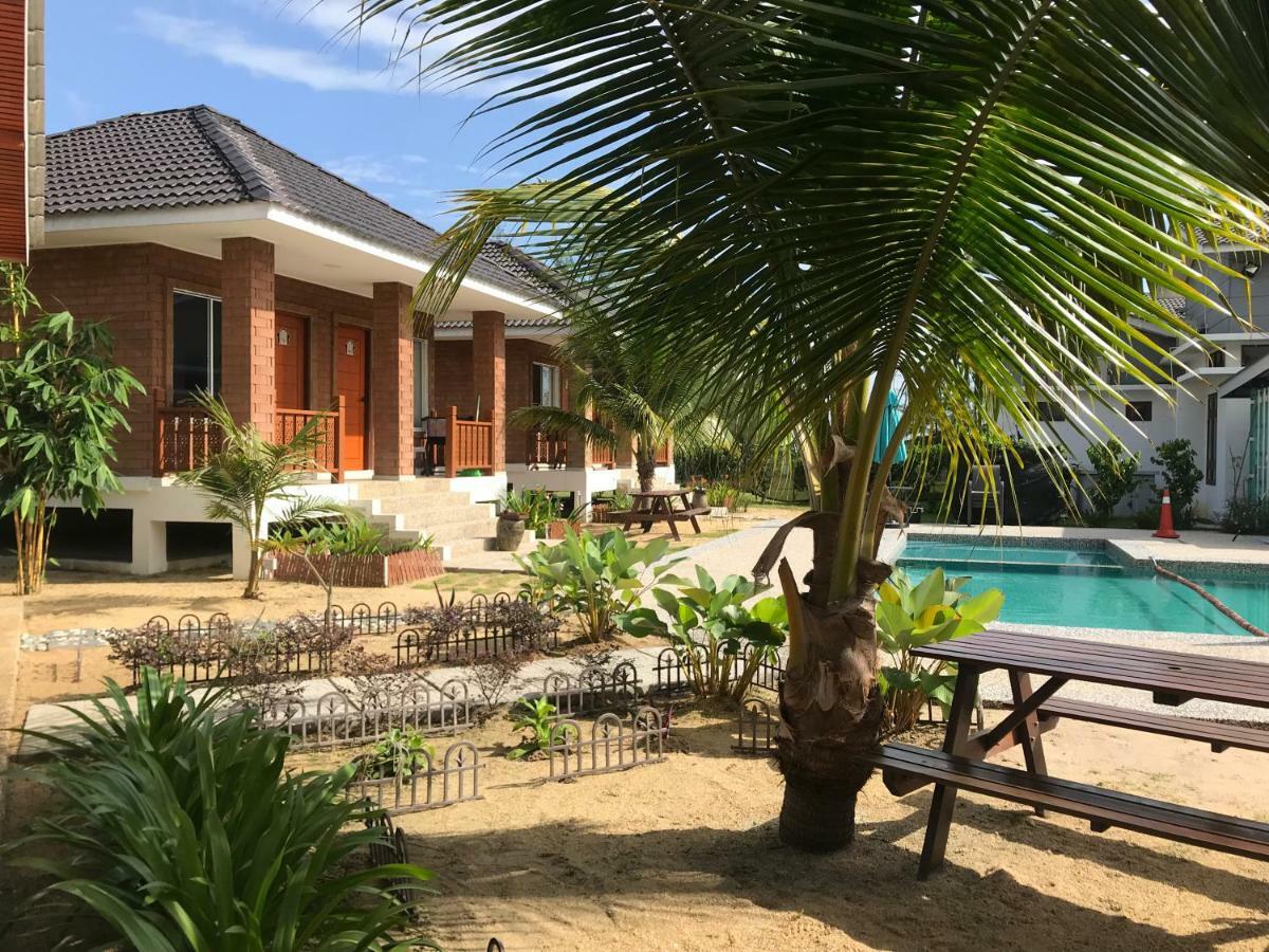 Casa Tanjung Jara Hotel Dungun Eksteriør billede